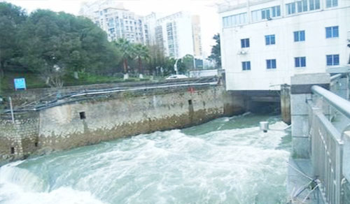 做好城市防洪排澇工程建設(shè)，促進城市發(fā)展，保證人們生命財產(chǎn)安全